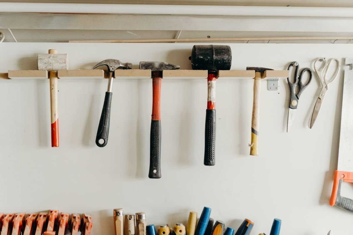 Hand tools used for installations and flatpack assembly